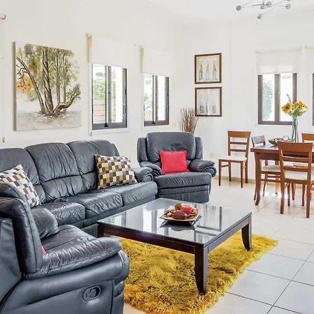 Sunnyside Villa *